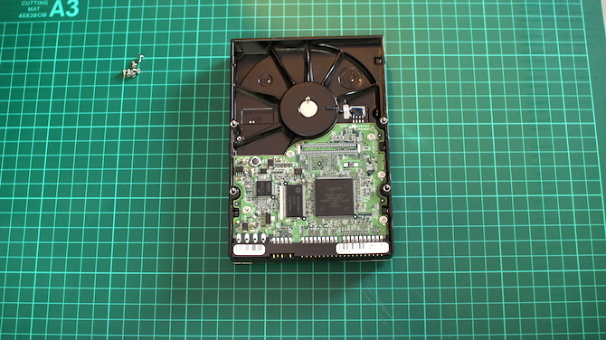 HDD Vissza