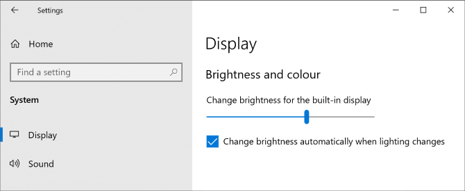 Állítsa be a fényerőt a Windows 10 beállításaiban