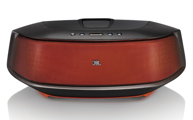 JBL-on-verte-távoli