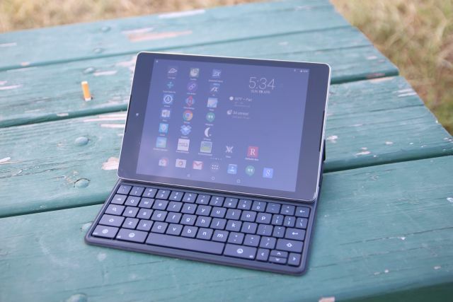 Nexus 9 csatlakoztatott bluetooth billentyűzettel