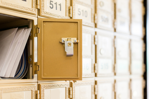 Hogyan lehet biztonságosan online vásárolni az adatvédelmi és biztonsági postofficebox segítségével
