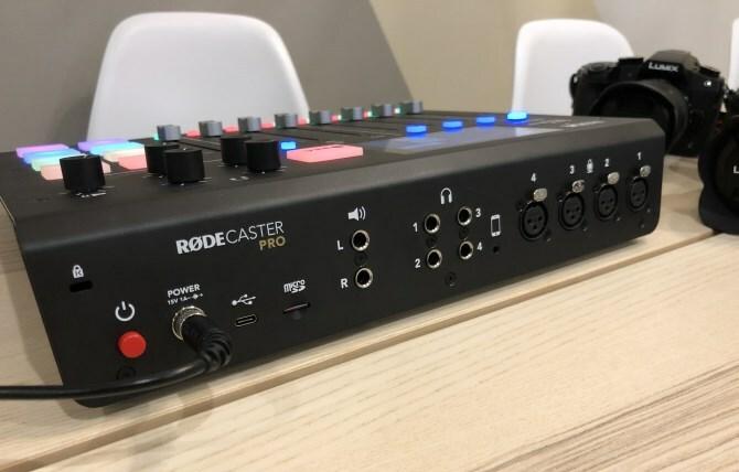 Rodecaster Pro hátsó portok