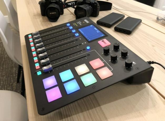 Rodecaster Pro oldalnézet