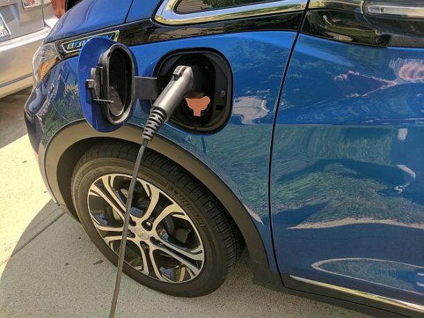 Chevy Bolt EV Hands-On: Úgy tűnik, az elektromos autók már nem szopják a Bolt EV4-et