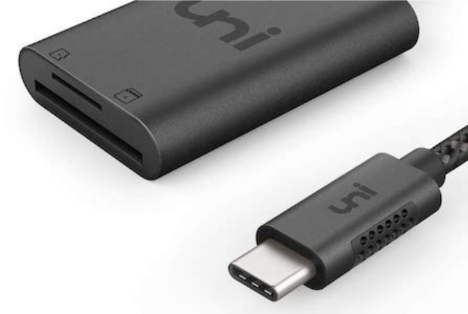 Az iPad Pro USB-C készülékhez tartozó Uni Micro SD kártyaolvasó termékképe