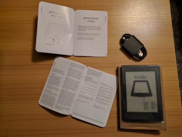 A Kindle Paperwhite 01 Paperwhite doboz tartalmának beállítása és használata