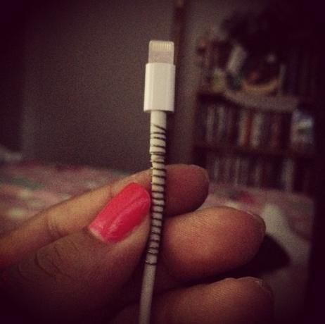 Instagram-Life-Hacks-tavaszi-Pen-Coil-Cable-töltő