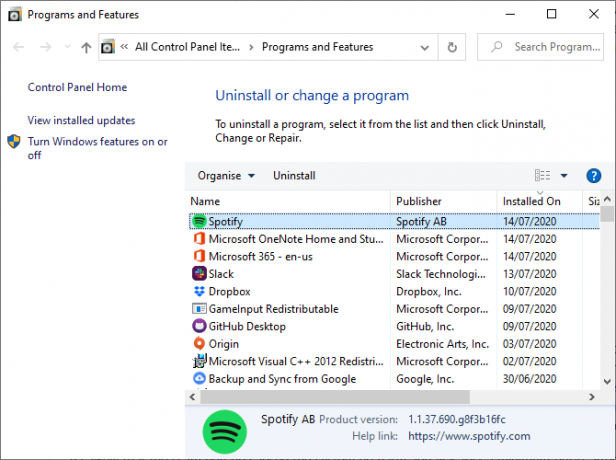 A Windows 10 eltávolítja a programokat