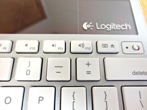 logitech napelemes billentyűzet áttekintés