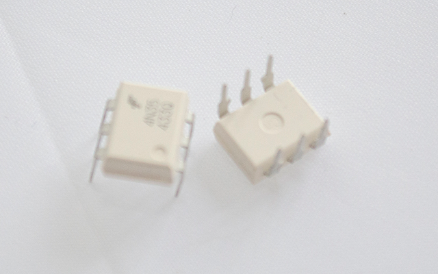 Arduino-optocsatoló