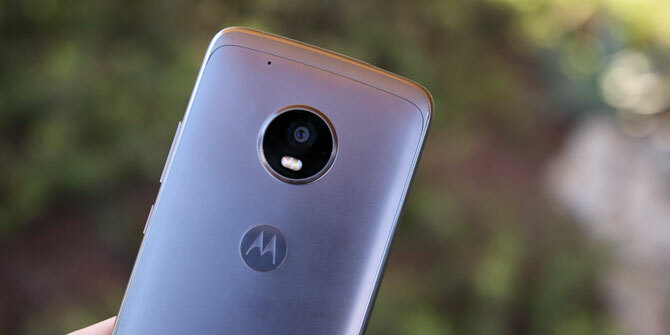 Moto G5 Plus áttekintés: Szilárd középkategóriás telefon moto 5